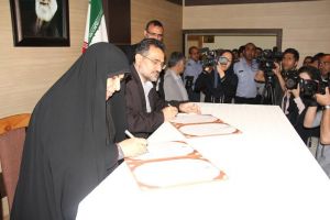 انعقاد تفاهم نامه بین وزارت بهداشت ، درمان و آموزش پزشکی و وزارت فرهنگ و ارشاد اسلامی در مرکز قلب و عروق شهید رجایی: عکس شماره 3 / 8